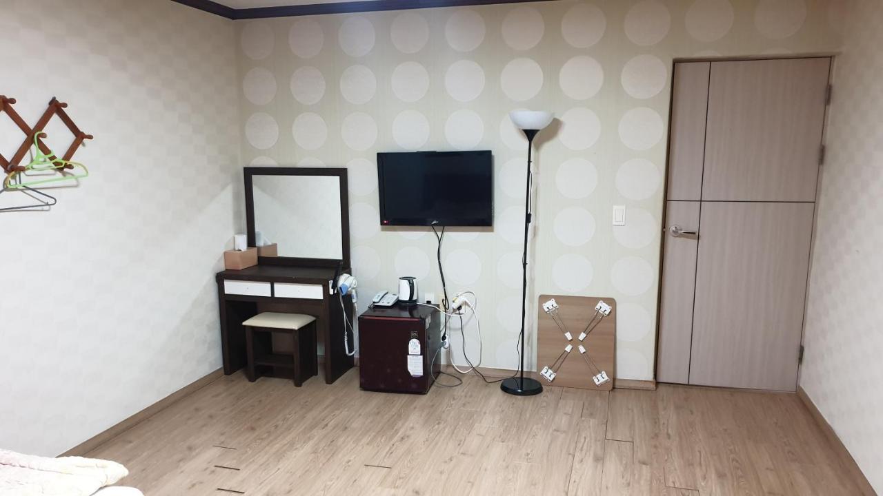 Shila Youth Hostel Gyeongju Eksteriør billede